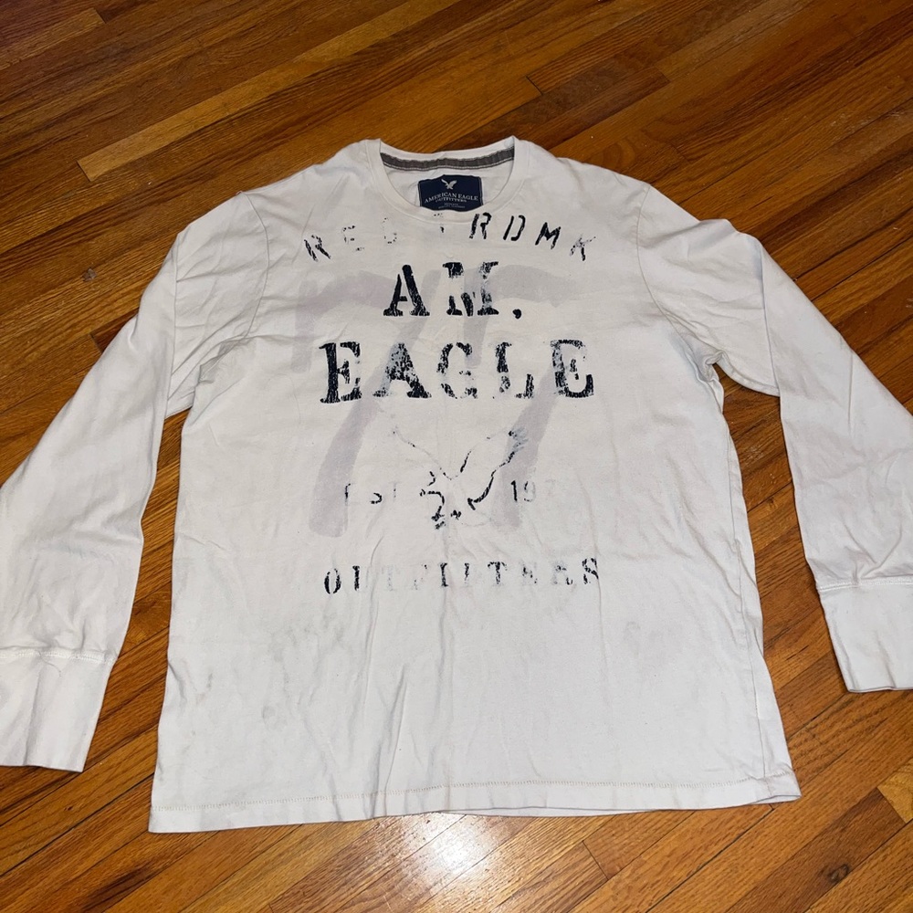 American eagle long sleeve tee